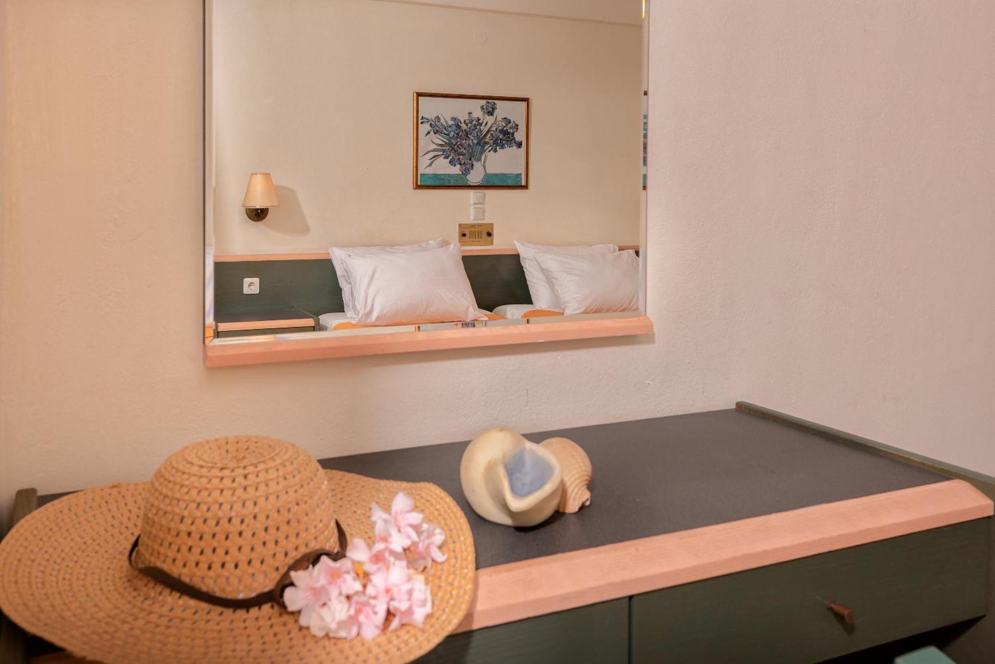 Porto Iliessa Hotel Argassi Exterior photo