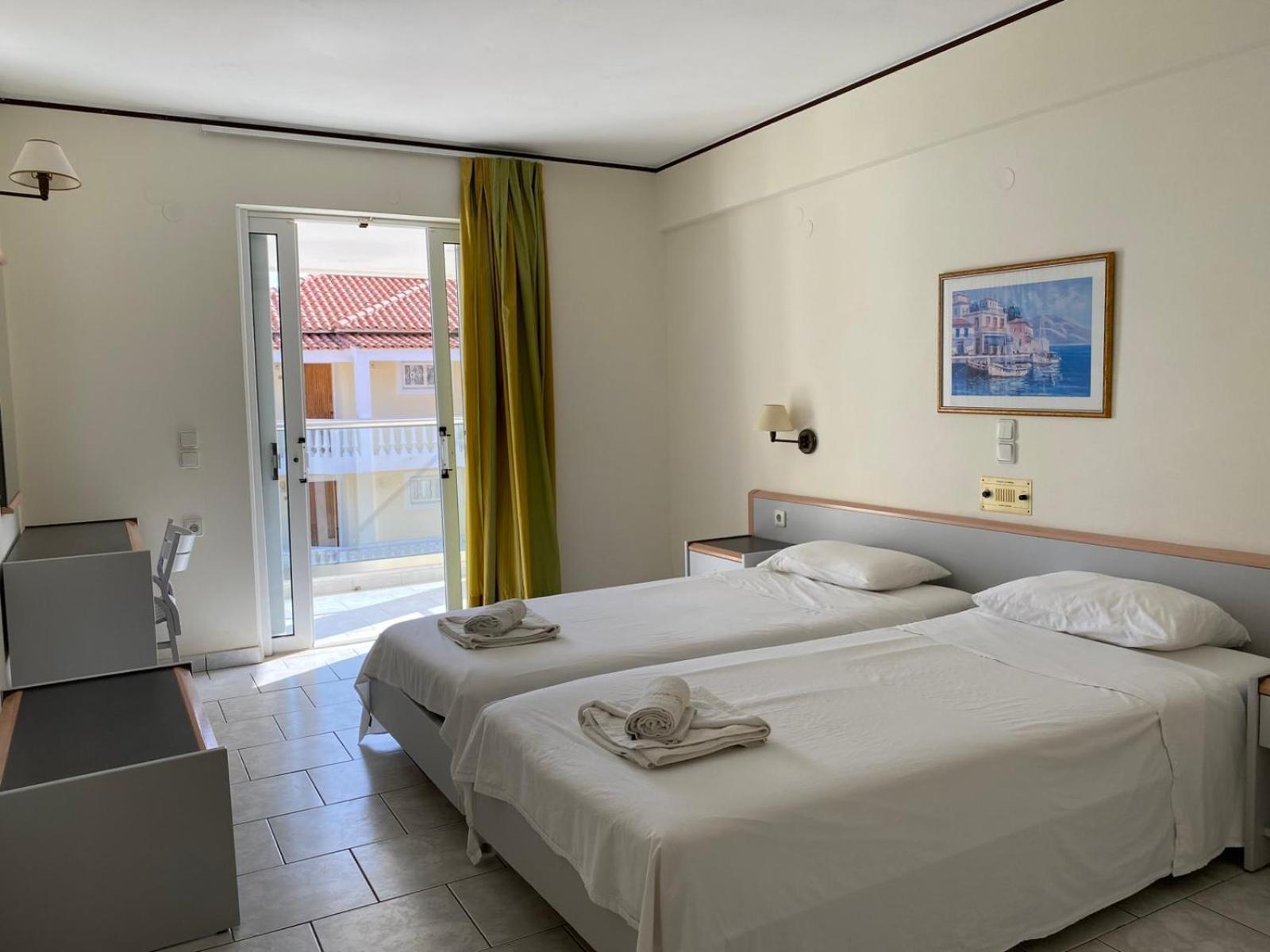 Porto Iliessa Hotel Argassi Exterior photo